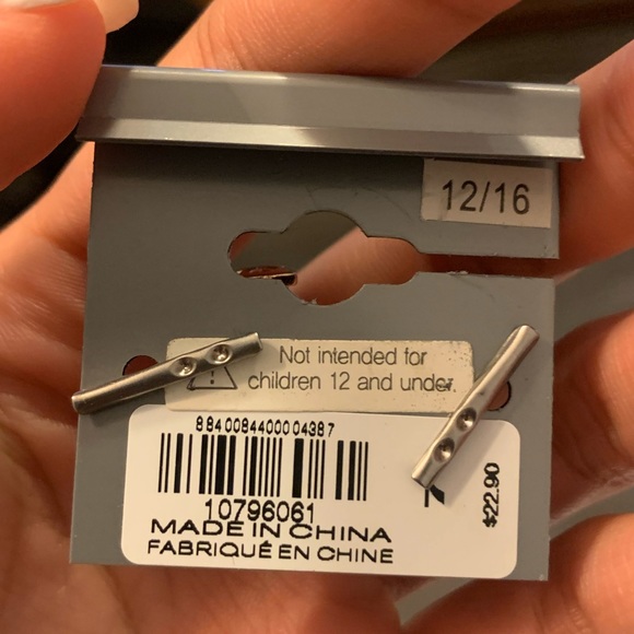 Express Rings - Picture 2 of 2